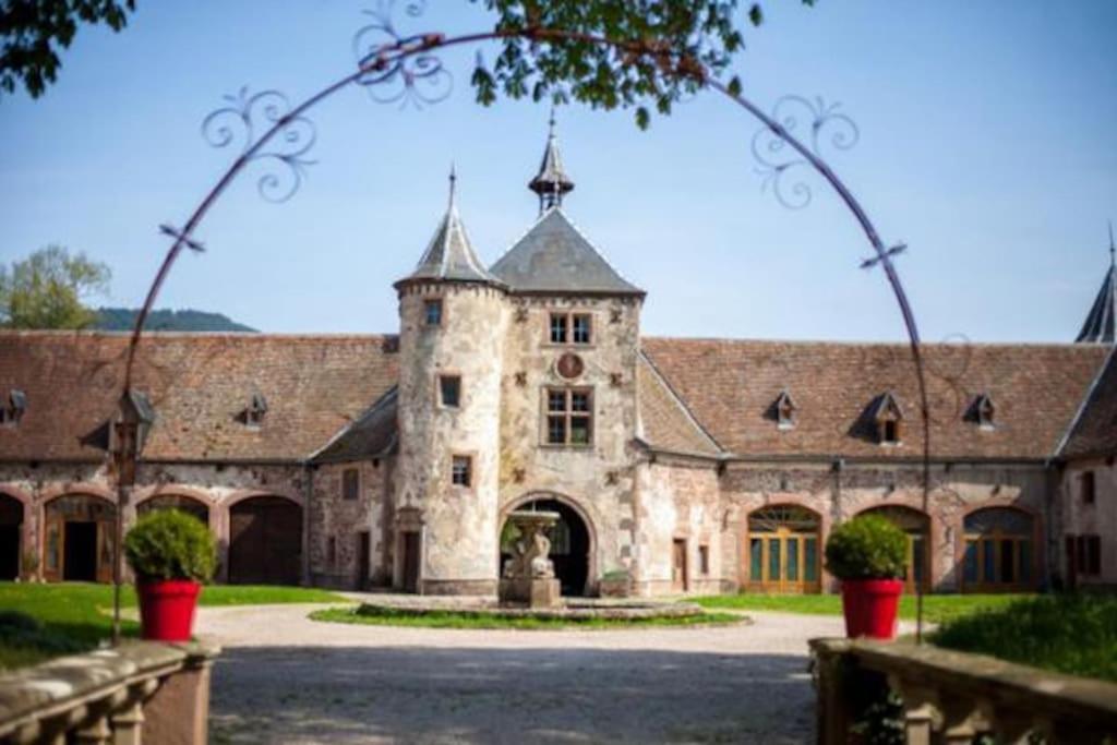 Le Patio Du Chateau De Thanville Exterior foto